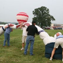 crew preparing balloon